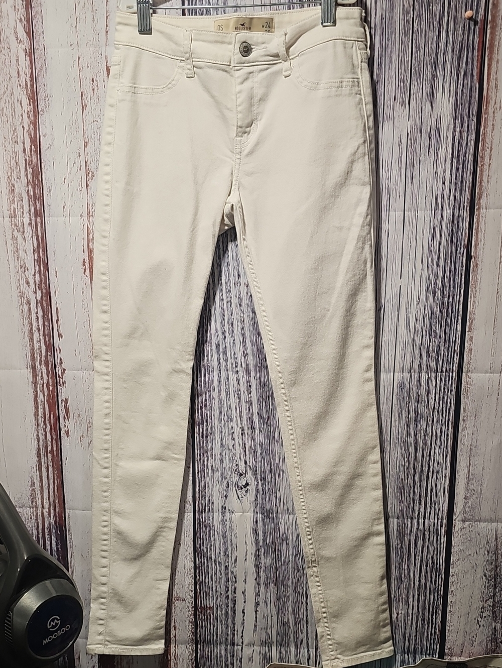 Hollister Women's Skinny Jeans in Cream